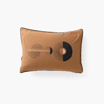 Eclipse rectangular pillow case in linen and washed cotton