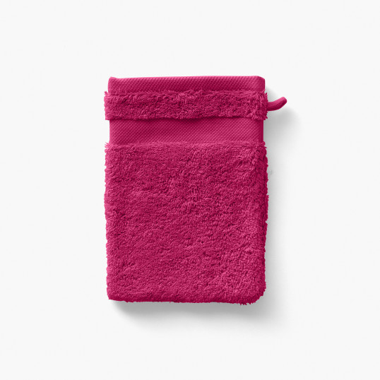 Lola II raspberry cotton washcloth