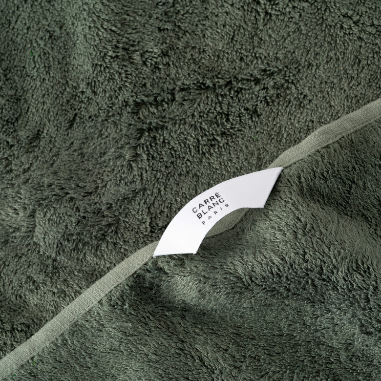 Serviette Rafraîchissante Farmers Defense, Couleur Vert Forêt, Neuve Sous Emballage