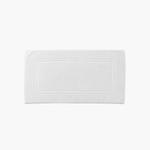Lola II white cotton bathmat