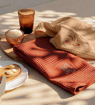 Cala Terracotta kitchen towel