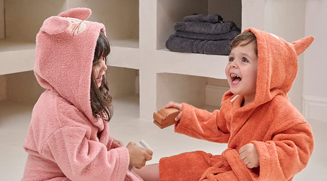 Wonderful Vieux Rose children's bathrobe